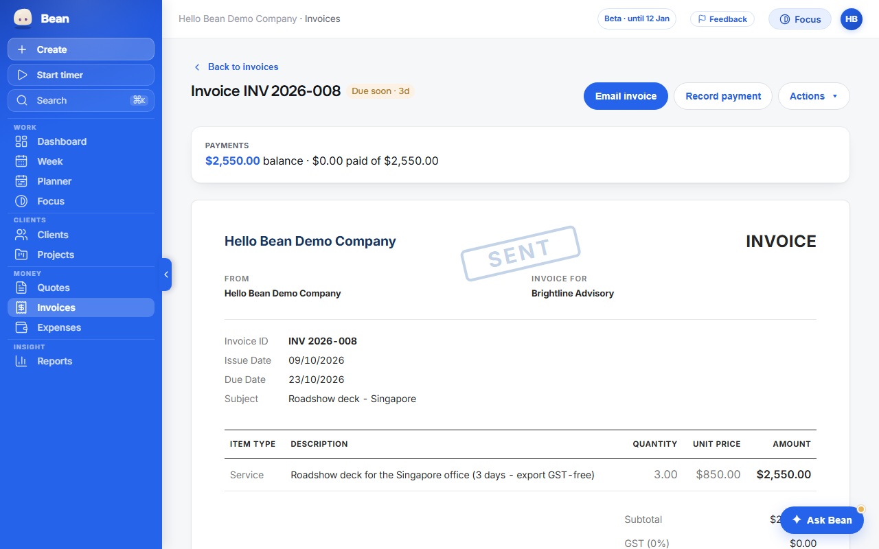 An invoice built from the week: lines grouped by day, the total, and the Pay online button.
